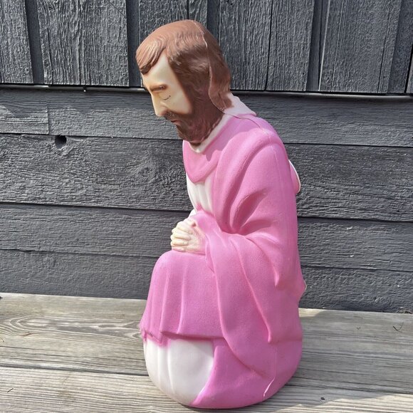 Vintage Empire Joseph 27" Nativity Blow Mold Christmas Decor Lighted w/ Cord - Picture 2 of 13